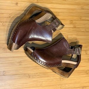 Dansko Sable Leather Wedge Brown Shoes Sz 10 US